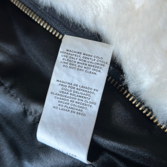 Fur Jacket - Picture 11 of 11